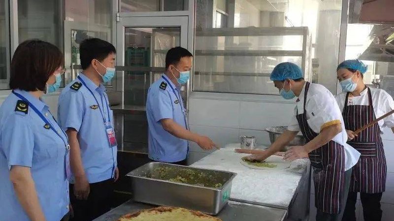 休闲食品代理，如何选择厂家直供批发？**