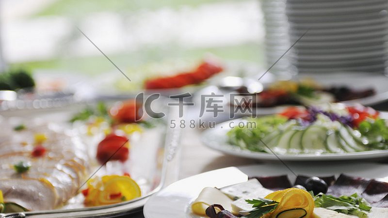 粮油过期了还能吃吗？揭秘过期食品的真相**